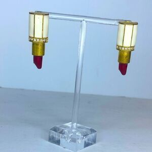 NEW…Gold/Red lipstick earrings from RESET-CLOSET